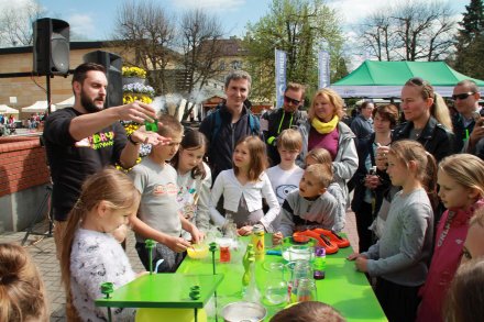 Naukowe show - eksperymenty fizykochemiczne